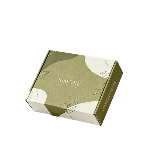 This elegant olive green corrugated mailer box is made of high quality recyclable corrugated paper with premium matte finish. Delicate botanical leaf outlines and custom brand logos can be decorated with eye catching gold hot stamping technology. The foldable flat pack design saves plenty of storage space when boxes are unused. It provides solid protection for cosmetics skincare goods clothing and handmade gifts during transportation, a premium shipping packaging solution for natural style brands and large wholesale orders.