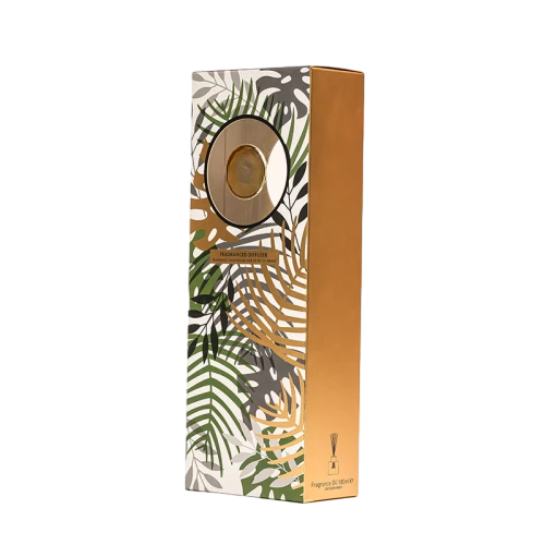 These premium cardboard packaging boxes are specially designed for reed diffuser fragrance goods. The top surface features exquisite tropical plant leaf printing paired with a round transparent viewing window, and the side panel adopts elegant gold toned paper finish. Multiple box shapes including upright long boxes and flat horizontal boxes are available. High quality thick paper provides sturdy outer protection, custom made prints, window sizes and box dimensions are supported, ideal for home aromatherapy diffuser packaging, scented gift sets and large quantity wholesale orders.