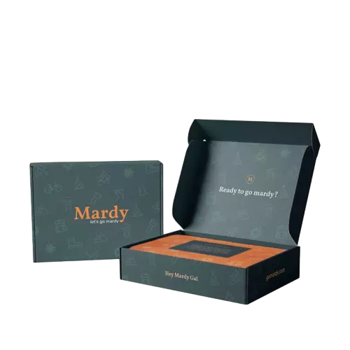 These personalised foldtop corrugated mailer boxes own multiple distinct printing styles including delicate floral artwork minimalist icon prints contemporary letter designs vintage suitcase motifs and plain branded inner lids. Made of tough shock resistant corrugated cardboard the easyfold structure protects goods during longdistance delivery. Custom logo slogan and full surface printing are available. They are well suited for cosmetics clothing small gifts and boutique merchandise for wholesale custom orders