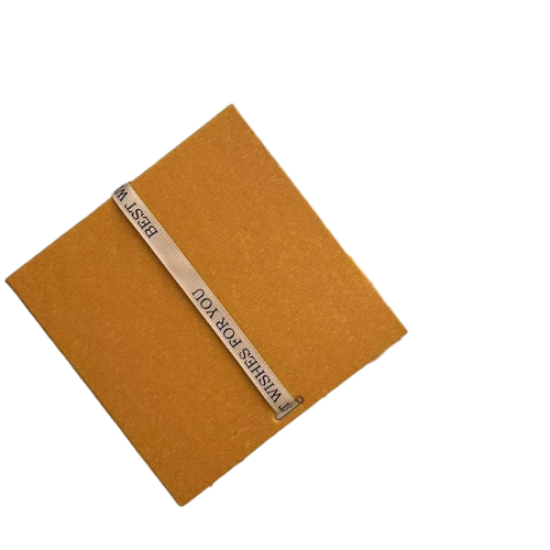 This minimalist flip top magnetic rigid gift box comes in multiple textured exterior colour selections including cream white, deep black and mustard yellow. It is matched with detachable satin ribbon printed with warm wish text for elegant wrapping decoration. The sturdy thick cardboard maintains sharp box shape, and the built in magnet enables smooth opening and tight closure. The interior can hold custom branded fabric drawstring pouches for jewellery, trinkets and cosmetics. Custom surface texture, personalized ribbon printing and bespoke sizing service are supported, well suited for holiday gifts, party favours and brand retail bulk order wholesale.