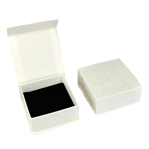 This premium custom rigid box is built with thick hardboard and finished with smooth matte paper. It comes with reliable magnetic closure for easy opening and secure closing. Multiple solid color options are available to match different brand styles. The outer surface supports custom logo printing to showcase your brand identity. Its sturdy structure can well protect jewelry cosmetics and high end gifts during transport and storage. This box is perfect for luxury retail packaging holiday gifts and large volume wholesale orders.