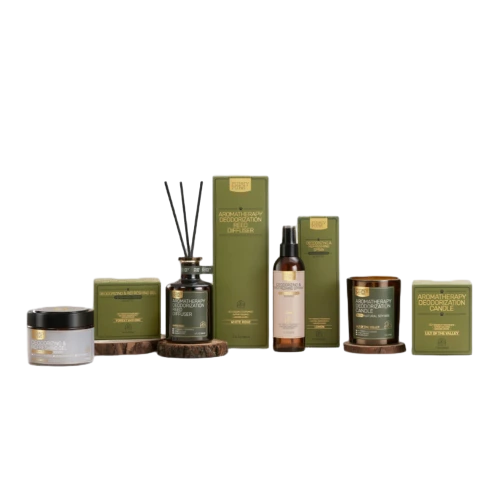 This series of multi size custom cardboard boxes is crafted from premium thick paper with elegant olive green matte surface finish. Unified gold hot stamped brand logos and product text are printed on each package to build consistent brand visual identity. Different box heights and widths are available to match reed diffusers, scented candles, fragrance sprays and aromatherapy cream jars. You can freely adjust dimensions, background colors, printing patterns and logo styles for your full home fragrance product line. Sturdy cardboard construction protects glass and wax products from scratches and collision damage during transit and retail shelf display. It is a cohesive natural style packaging solution for aromatherapy brand suppliers and large volume wholesale orders.